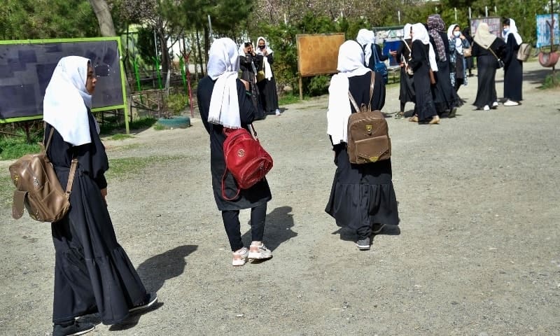 Taliban closes girls’ schools hours after reopening