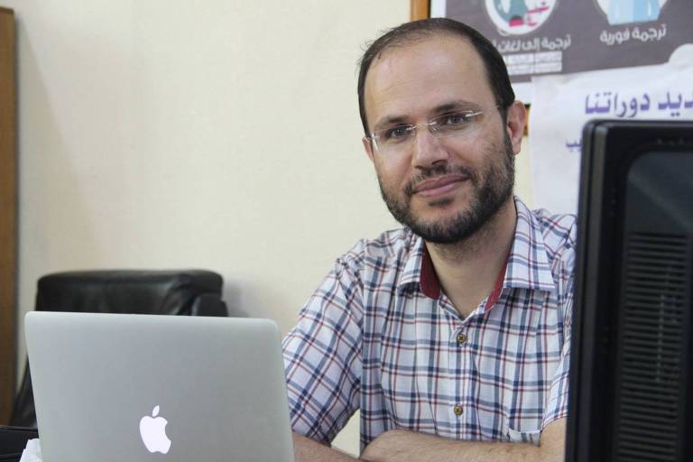 Alareer is the co-editor of Gaza Unsilenced (2015) and was the editor and a contributor to the book Gaza Writes Back (2014).